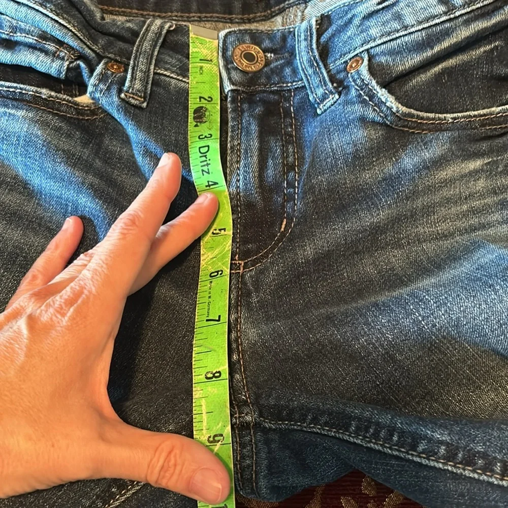 Silver Jeans Sulki Capri - Picture 9 of 12